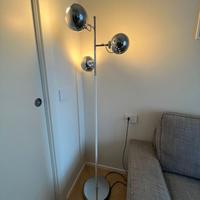 Lampada da terra Anni 60-70 attribuita Reggiani
