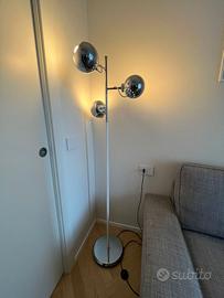 Lampada da terra Anni 60-70 attribuita Reggiani