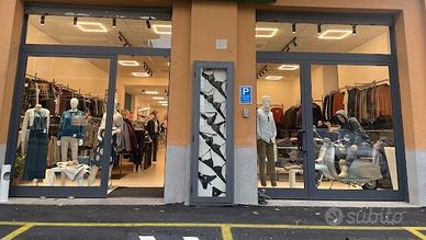 Attività commerciale di intimo e abbigliamento