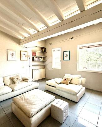 2 LOCALI A BRESCIA