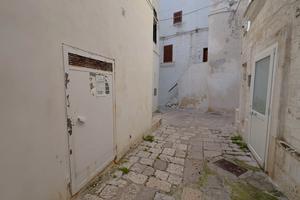 Deposito nel centro storico