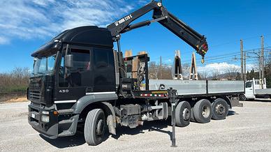 IVECO MAGIRUS 4 ASSI CON GRU HIAB 220