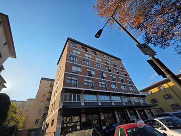 Appartamento di 115 m² con 4 locali a Bologna
