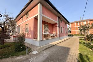 VILLA SINGOLA A VERDELLO