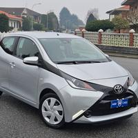 Toyota Aygo 1.0 VVT-i 69 CV 5P benzina e GPL casa 