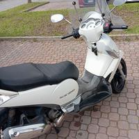 scarabeo 300 s