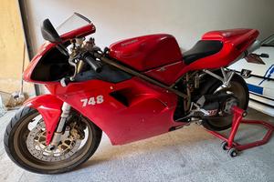 Ducati 748