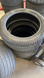 Gomme pirelli doppia misur 265/45-20. 295/40-20