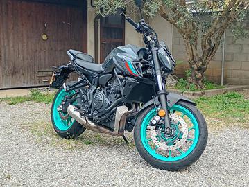 YAMAHA MT-07