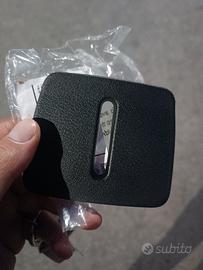 tappo staffa portellone posteriore BMW X1 