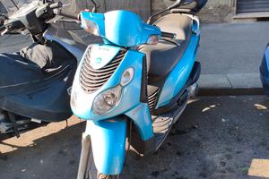Piaggio Carnaby 200 - 2007