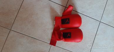 Casco e guanti 