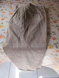 pantaloni 