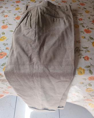 pantaloni 