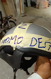 Casco Momo Desain