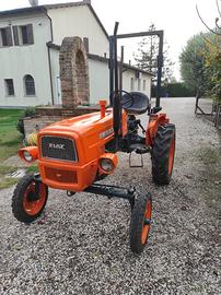 Trattore Fiat 215