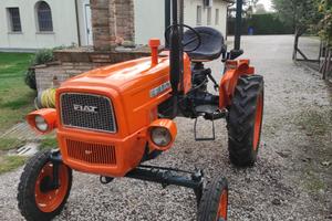 Trattore Fiat 215