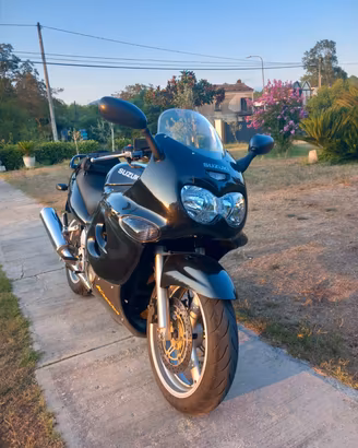 Suzuki GSX f 750 Katana 2003 18000km