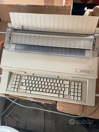 Macchina da scrivere Olivetti ET 2450