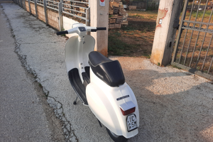 Vespa 50 v5b