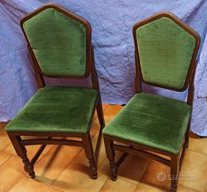 Due sedie vintage ben conservate