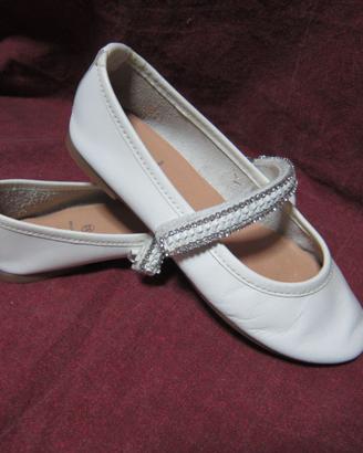 Ballerine Bata Bambina Bianche con strass Mis. 32