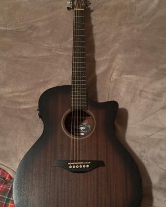 Chitarra acustica elettrica