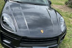 Macan da vetrina ultimo modello a benzina