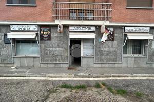 NEGOZIO A LA LOGGIA