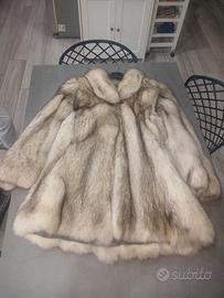 PELLICCIA DI VOLPE ARGENTATA