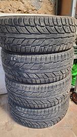 Pneumatici invernali 225/45-18 98T