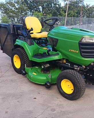 Trattore tagliaerba John Deere X 950 R Diesel