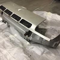 Frontale Porsche 924 Turbo con 4 Griglie Originali