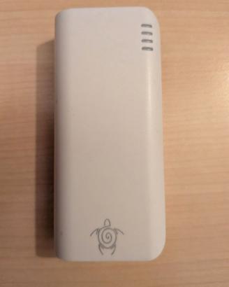 Powerbank 5200 mha con torcia
