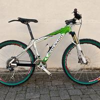 MTB COLNAGO IN CARBONIO 