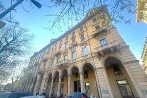 MAGAZZINO AL PIANO SEMINTERRATO, DA PERSONALIZZARE