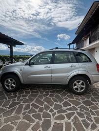 Toyota RAV4 D-4D 4x4 – Anno 2003