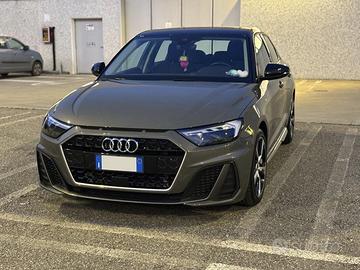 AUDI A1 SPORTBACK S-LINE 30 TSFI