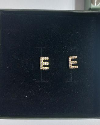 Orecchini lettera E