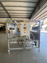 Rovesciatore di bins