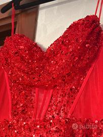 Vestito diciottesimo rosso