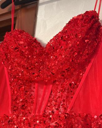 Vestito diciottesimo rosso