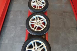 Cerchi e pneumatici Toyota CHR 17 pollici usati