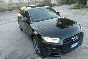 AUDI Q5 2.0 TDI 190CV S-LINE ACCETTO PERMUTE 