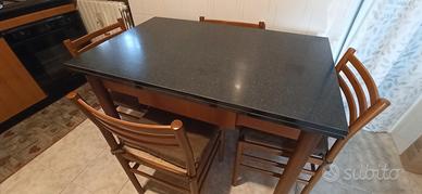 tavolo cucina allungabile con 4 sedie