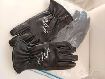 Guanti in pelle neri