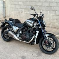 YAMAHA V-Max 1700