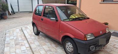 FIAT 500 704 cc 22 kw dell'anno 1995