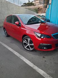 Peugeot 308 berlina 5 porte