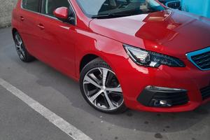Peugeot 308 berlina 5 porte